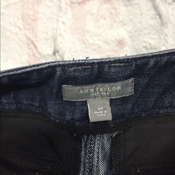 Ann Taylor Petite SZ 6P Medium Wash Denim Jeans - Picture 3 of 7